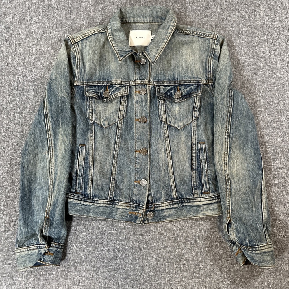 Talula Aritzia Denim Jean Jacket Women's Medium Blue Trucker Distressed